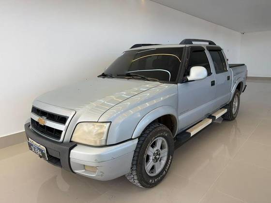 CHEVROLET S10 2.4 ADVANTAGE 4X2 CD 8V FLEX 4P MANUAL CHEVROLET S10 2.4 ADVANTAGE 4X2 CD 8V FLEX 4P MANUAL